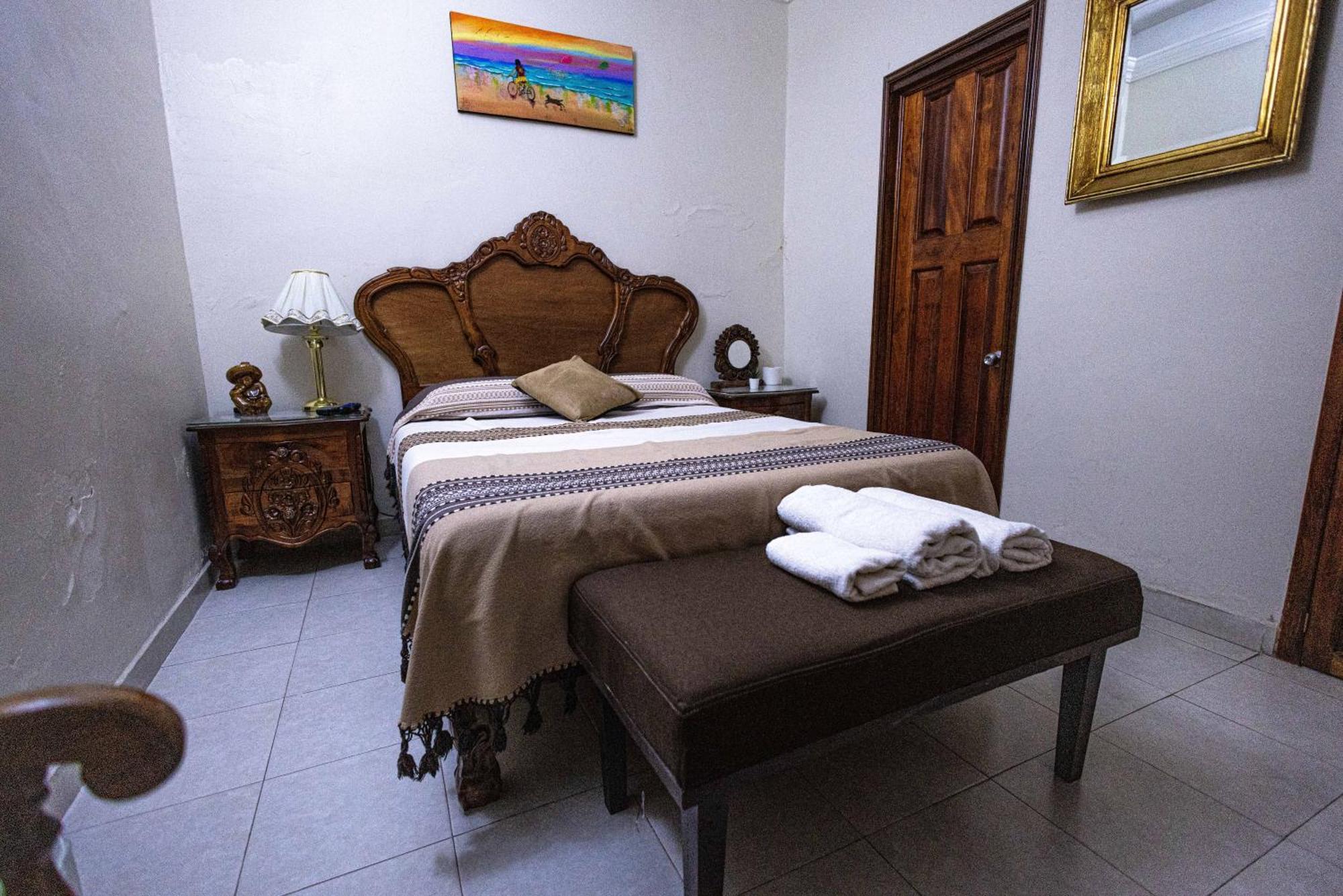 Capital O Hotel Patio Pombo Oaxaca ภายนอก รูปภาพ